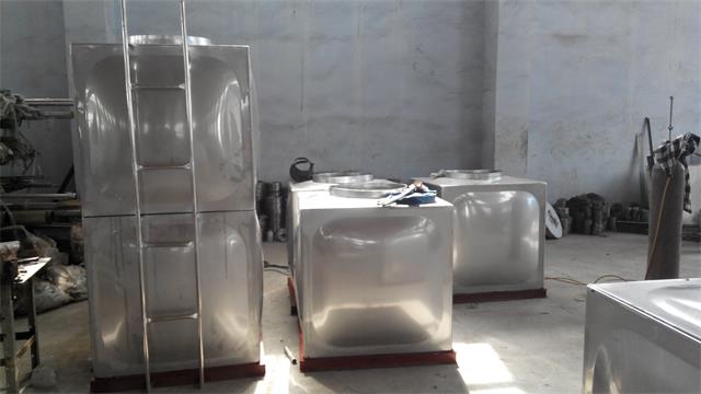 不銹鋼焊接水箱