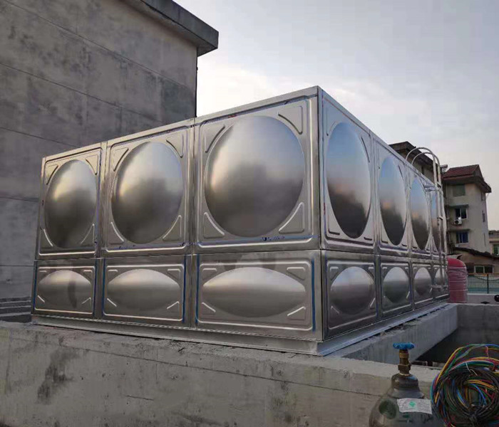 焊接結構的不銹鋼水箱具備哪些優勢?