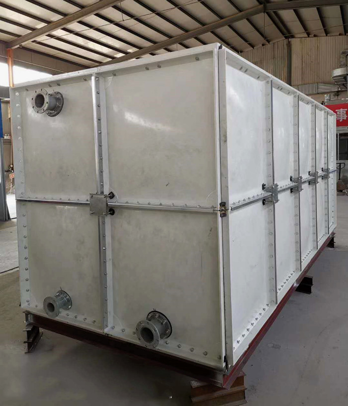 玻璃鋼水箱的質量與什么有關?