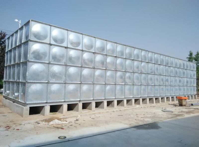 鍍鋅水箱與其它產(chǎn)品相比有什么不同?