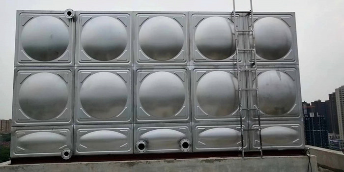 不銹鋼水箱加工切割時需要注意哪些問題？