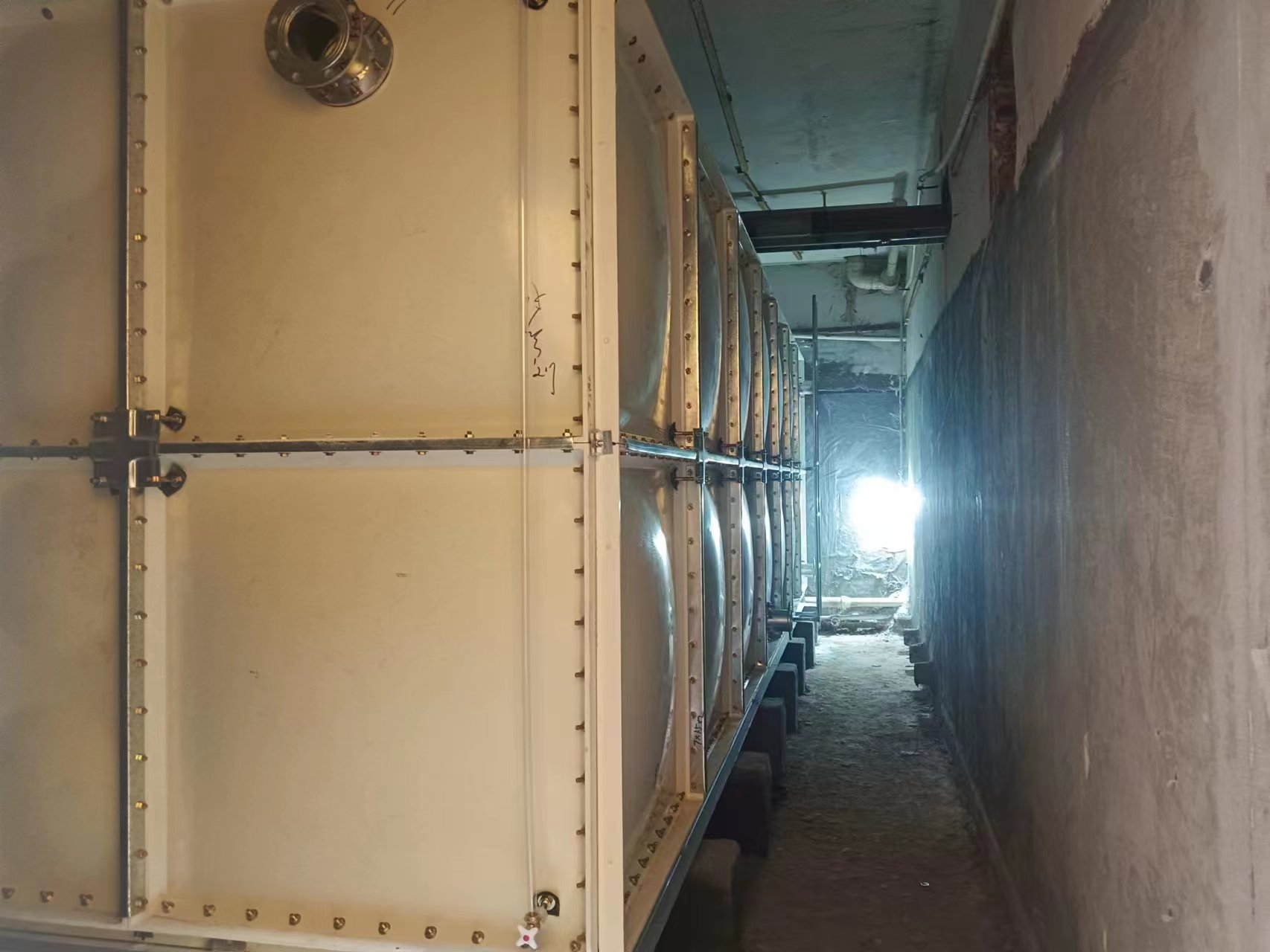 榆林玻璃鋼水箱